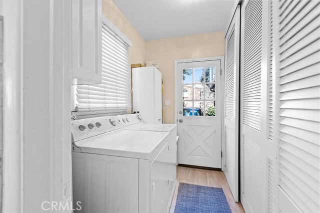 319 29th Street, Manhattan Beach, California 90266, 5 Bedrooms Bedrooms, ,3 BathroomsBathrooms,Residential,Sold,29th,SB22026167