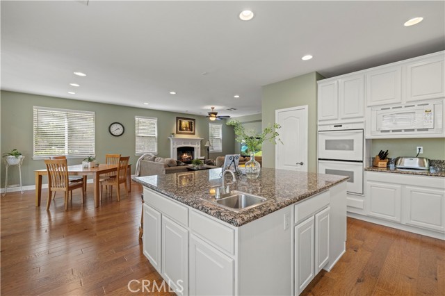 Detail Gallery Image 25 of 75 For 26520 Thackery Ln, Stevenson Ranch,  CA 91381 - 4 Beds | 4 Baths