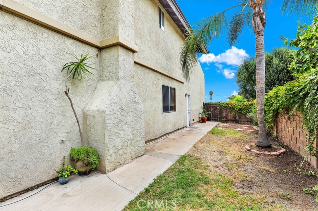 18417 Mount Kristina Street, Fountain Valley CA: https://media.crmls.org/medias/f8eca800-19fe-42b8-89d8-7383095c2674.jpg