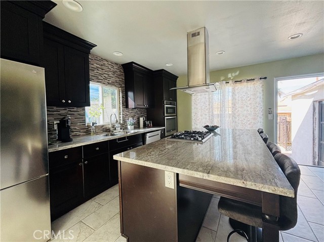 Detail Gallery Image 7 of 25 For 5311 Pirotte Dr, San Diego,  CA 92105 - 2 Beds | 2 Baths