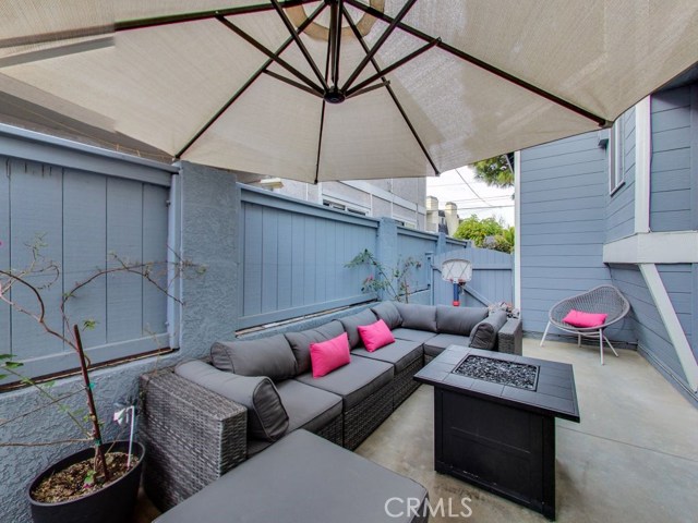 2114 Farrell Avenue, Redondo Beach, California 90278, 4 Bedrooms Bedrooms, ,1 BathroomBathrooms,Residential,Sold,Farrell,SB17057988