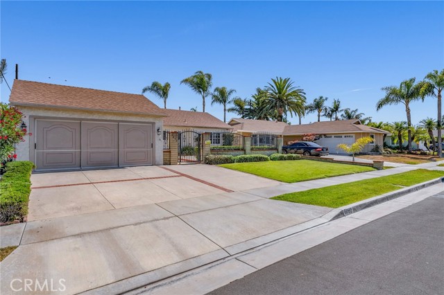 Image 2 for 6092 Ivory Circle, Huntington Beach, CA 92647