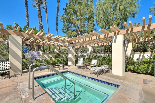 Detail Gallery Image 30 of 30 For 32 Hillsdale, Irvine,  CA 92602 - 4 Beds | 2/1 Baths