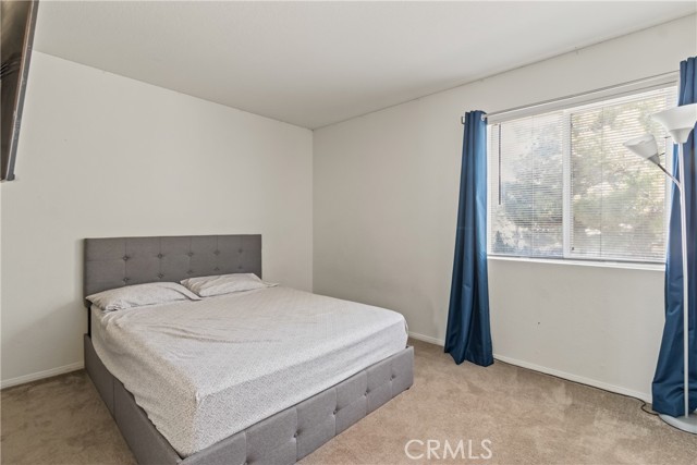 Detail Gallery Image 11 of 14 For 45728 Barham, Lancaster,  CA 93534 - 4 Beds | 3 Baths