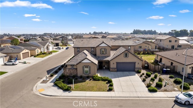 Detail Gallery Image 44 of 45 For 2698 N Arroyo Ave, Fresno,  CA 93727 - 5 Beds | 3/1 Baths