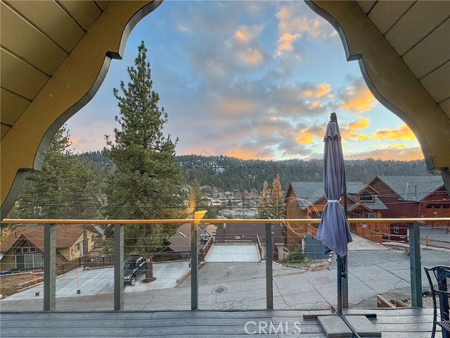 Detail Gallery Image 8 of 44 For 39054 Bayview Ln, Big Bear Lake,  CA 92315 - 3 Beds | 1/1 Baths