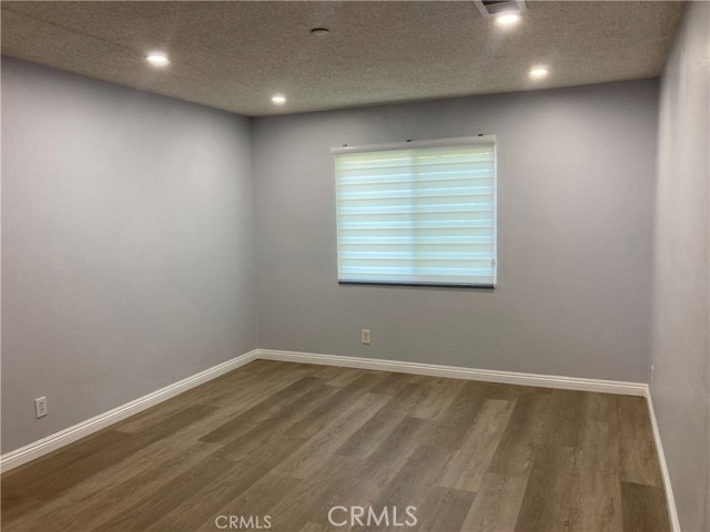 Detail Gallery Image 6 of 19 For 12122 Ferris Rd #1,  El Monte,  CA 91732 - 3 Beds | 2/1 Baths