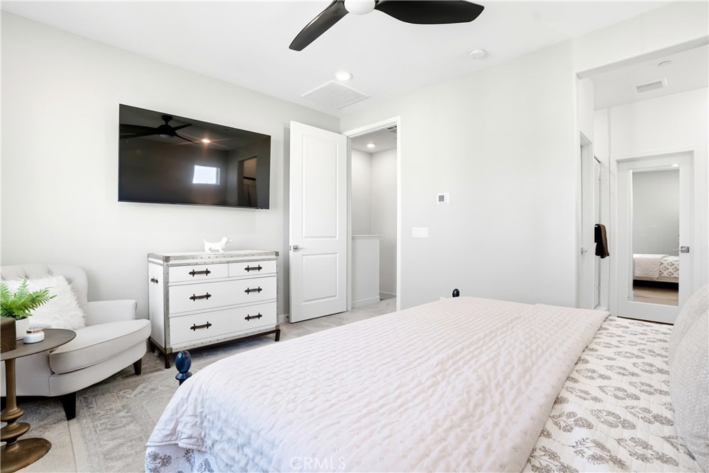 F8f1279d 51c2 4d19 B088 Ea438e96d0ec