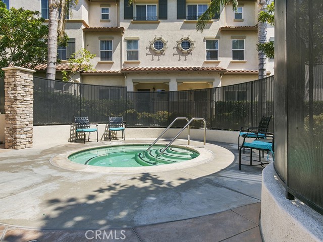 Detail Gallery Image 22 of 25 For 15617 Odyssey Dr #31,  Granada Hills,  CA 91344 - 2 Beds | 2 Baths