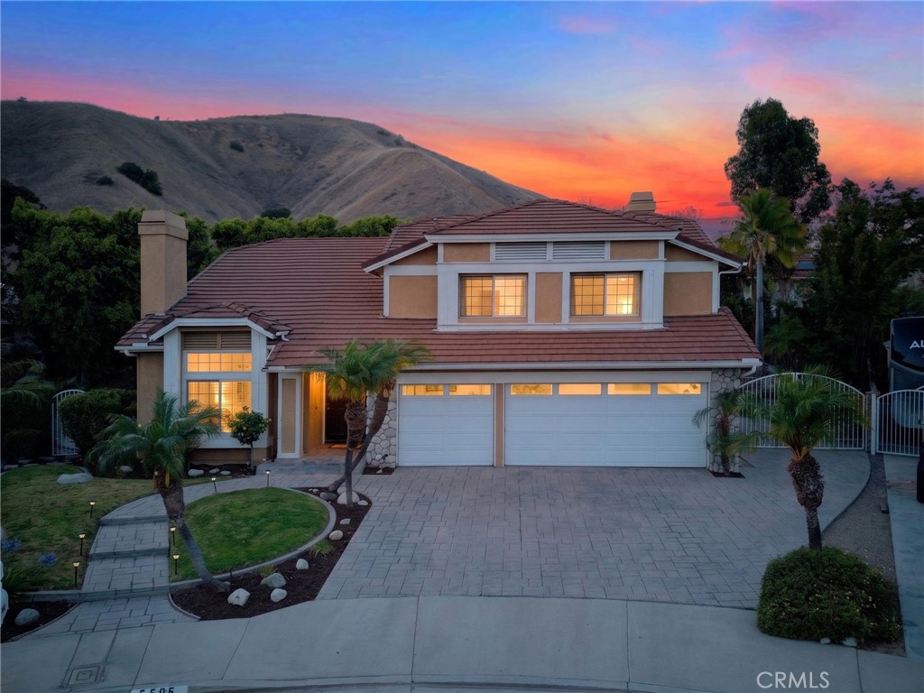 5505 FEATHER GRASS Lane