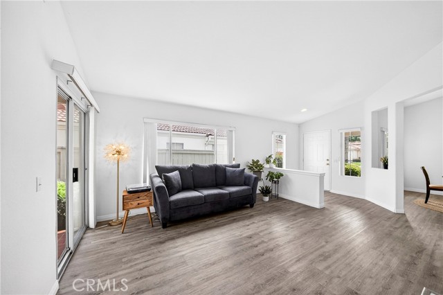 Detail Gallery Image 27 of 37 For 40644 Corte Albara, Murrieta,  CA 92562 - 2 Beds | 2 Baths