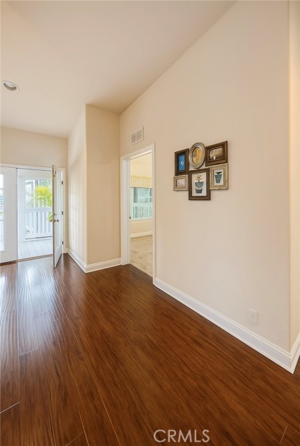 Detail Gallery Image 5 of 41 For 4382 Lahaina Dr, Huntington Beach,  CA 92649 - 3 Beds | 2 Baths