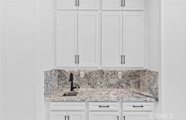 Detail Gallery Image 17 of 49 For 11763 Quailrun Ct, Chatsworth,  CA 91311 - 5 Beds | 5/1 Baths