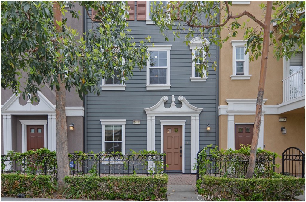 1410 Montgomery Street, Tustin, CA 92782