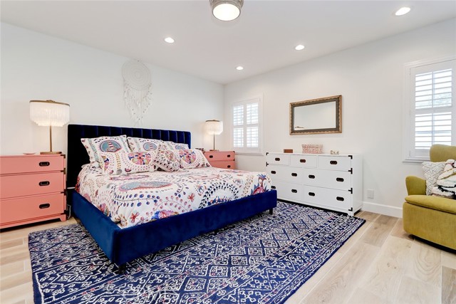 861 12th Court, Manhattan Beach, California 90266, 3 Bedrooms Bedrooms, ,2 BathroomsBathrooms,Residential,Sold,12th,SB21259266