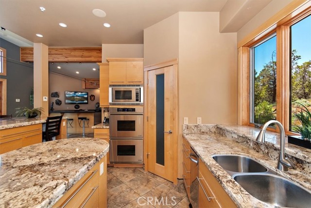 Detail Gallery Image 20 of 50 For 41611 St Hwy 38, Big Bear Lake,  CA 92333 - 4 Beds | 3/1 Baths
