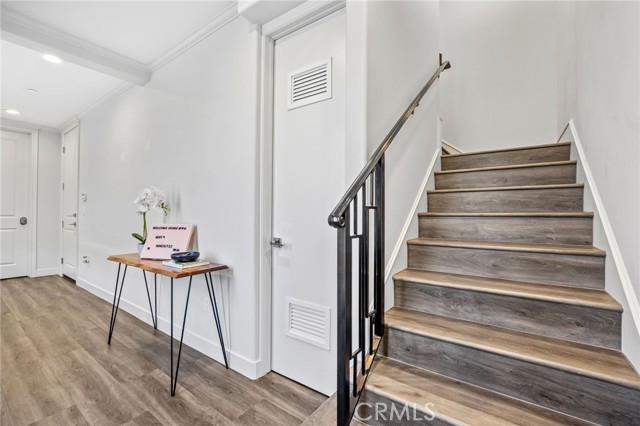 Detail Gallery Image 6 of 31 For 22 E Colorado Bld a,  Arcadia,  CA 91006 - 3 Beds | 3 Baths