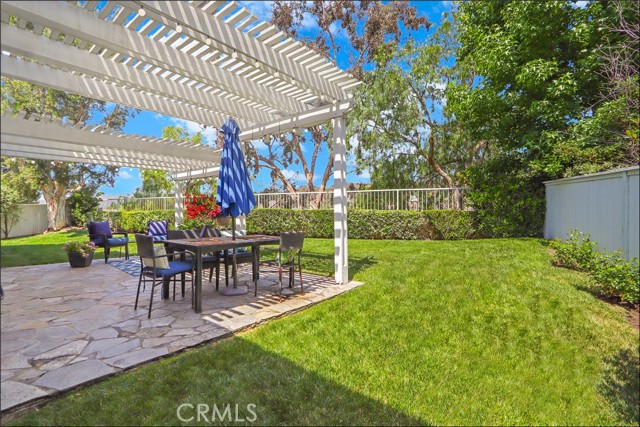 3 Blue Heron Lane, Aliso Viejo CA: https://media.crmls.org/medias/f8f8a264-3c01-42d1-8107-0e365a4c4694.jpg