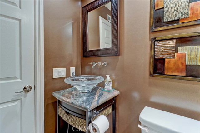 Hall Bathroom Glass Bowl, Granite Countertop