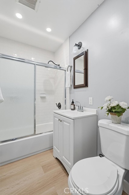 Detail Gallery Image 36 of 47 For 5017 W 118th Pl, Hawthorne,  CA 90250 - 5 Beds | 3 Baths