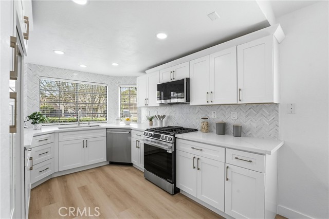 Detail Gallery Image 14 of 40 For 21 Pasada Valiente, Rancho Santa Margarita,  CA 92688 - 3 Beds | 2 Baths