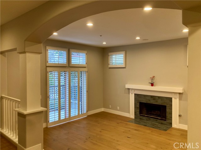 Detail Gallery Image 13 of 56 For 2447 Oneida St #2,  Pasadena,  CA 91107 - 3 Beds | 2/1 Baths