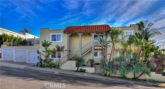 802 19th Street, Hermosa Beach, California 90254, 6 Bedrooms Bedrooms, ,4 BathroomsBathrooms,Residential,Sold,19th,SB17005663