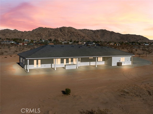 16944 Pauhaska Road, Apple Valley CA: https://media.crmls.org/medias/f8faf580-0dc0-42e9-954b-37093399f21d.jpg