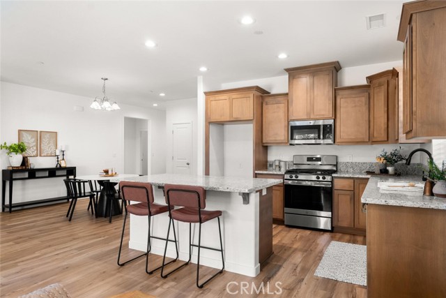 Detail Gallery Image 7 of 39 For 385 Bellamy Ter, Chico,  CA 95973 - 3 Beds | 2 Baths