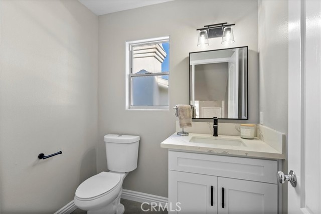 2403 Vanderbilt Lane, Redondo Beach, California 90278, 3 Bedrooms Bedrooms, ,2 BathroomsBathrooms,Residential,Sold,Vanderbilt,SB21246189