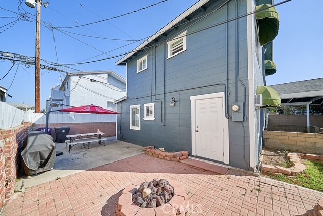 4117 E Theresa Street, Long Beach CA: https://media.crmls.org/medias/f8fb77d3-6183-4d96-aa86-e5aa167633cc.jpg
