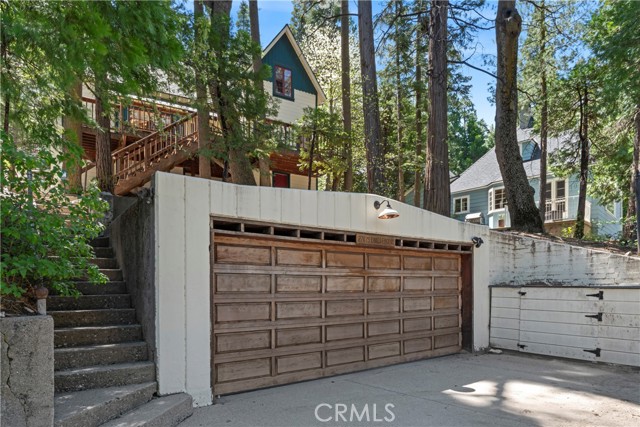 Detail Gallery Image 8 of 49 For 27675 Lakes Edge Rd, Lake Arrowhead,  CA 92352 - 3 Beds | 1/1 Baths