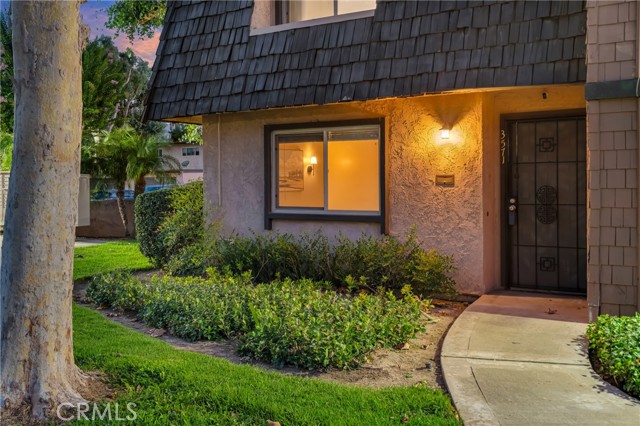 3571 Polk Street, Riverside CA: https://media.crmls.org/medias/f8fd55a3-0f06-48fc-b085-d89b123aca51.jpg