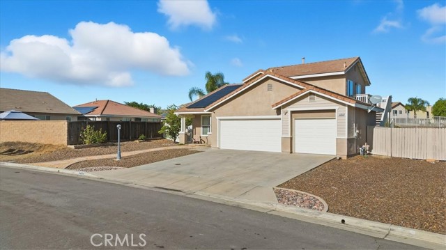 Detail Gallery Image 3 of 43 For 24884 Butterchurn, Wildomar,  CA 92595 - 4 Beds | 3 Baths