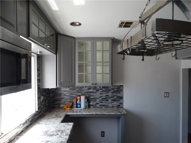Detail Gallery Image 3 of 29 For 1217 E 100th St, Los Angeles,  CA 90002 - – Beds | – Baths