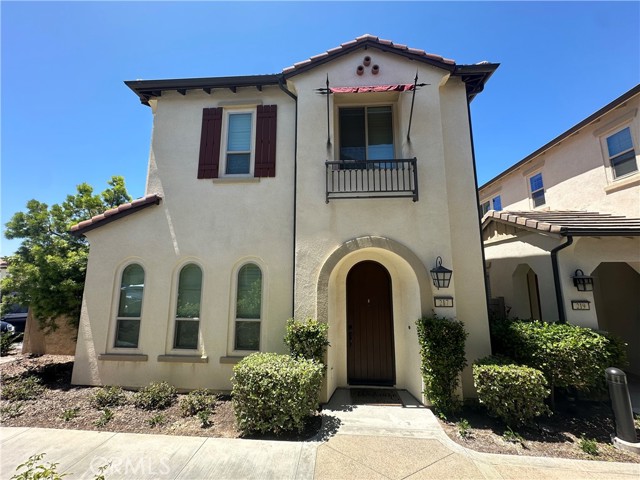 Detail Gallery Image 1 of 12 For 217 Primrose Dr, Lake Forest,  CA 92610 - 3 Beds | 2/1 Baths