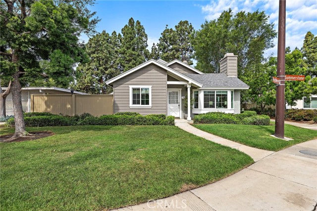 Detail Gallery Image 2 of 47 For 191 Rockwood #62, Irvine,  CA 92614 - 3 Beds | 2 Baths