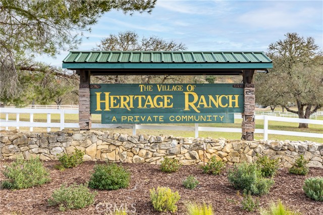 4250 Skylink Lane, Paso Robles CA: https://media.crmls.org/medias/f8feeb59-1fe5-43dd-a81f-dca8d88b8a55.jpg