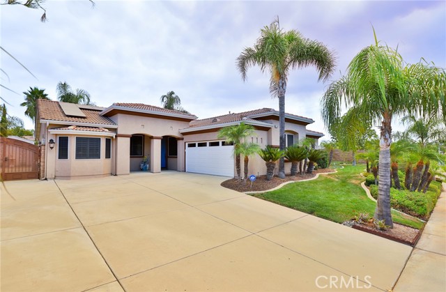 Detail Gallery Image 4 of 63 For 1789 Kapalua Bay Ln, Corona,  CA 92883 - 4 Beds | 3 Baths