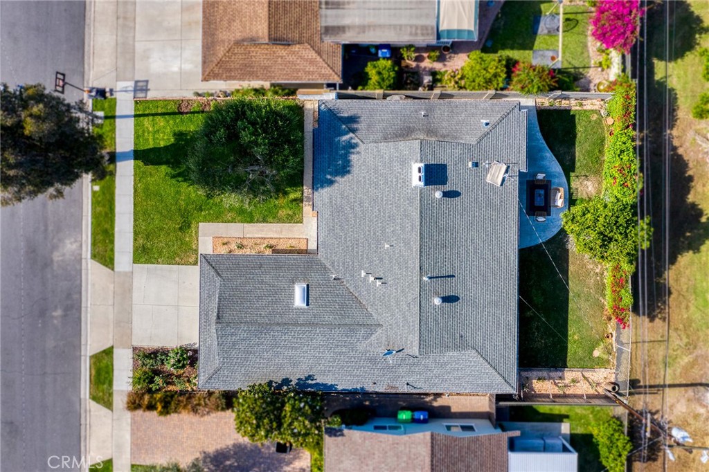 https://media.crmls.org/medias/f8ff7f45-1e89-4164-95af-7f809a5cbc54.jpg?preset=X-Large