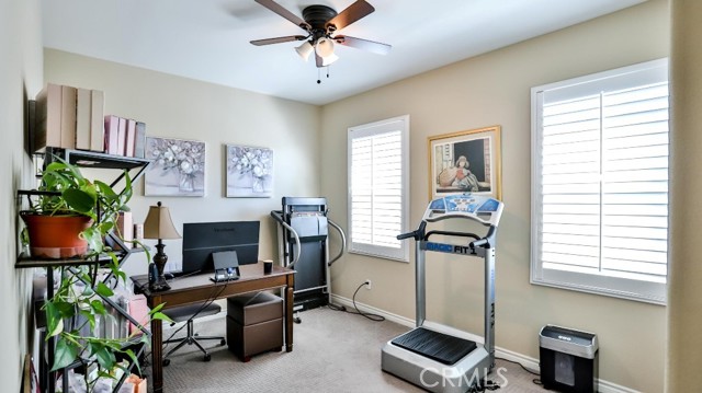 Detail Gallery Image 25 of 45 For 4693 Holly Ave, Long Beach,  CA 90805 - 3 Beds | 2/1 Baths