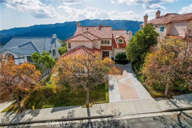 Detail Gallery Image 3 of 48 For 3828 Sky View Ln, La Crescenta,  CA 91214 - 5 Beds | 4 Baths