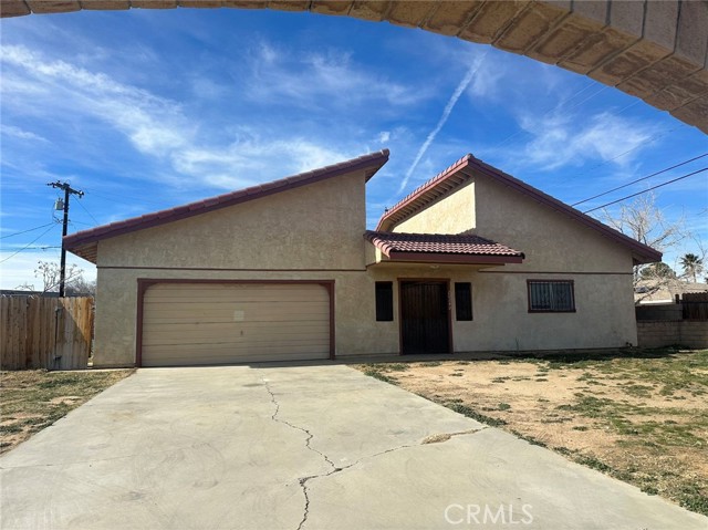 Detail Gallery Image 2 of 27 For 20249 Airway Blvd, California City,  CA 93505 - 3 Beds | 2 Baths