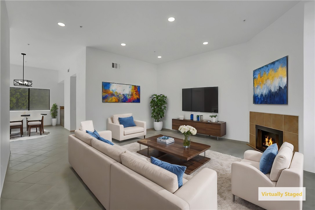 Detail Gallery Image 1 of 32 For 657 S Marengo Ave #7,  Pasadena,  CA 91106 - 3 Beds | 2/1 Baths