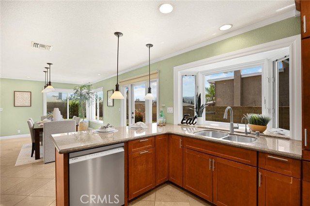 Detail Gallery Image 8 of 31 For 20770 Cottonwood Road, Yorba Linda,  CA 92887 - 4 Beds | 2 Baths
