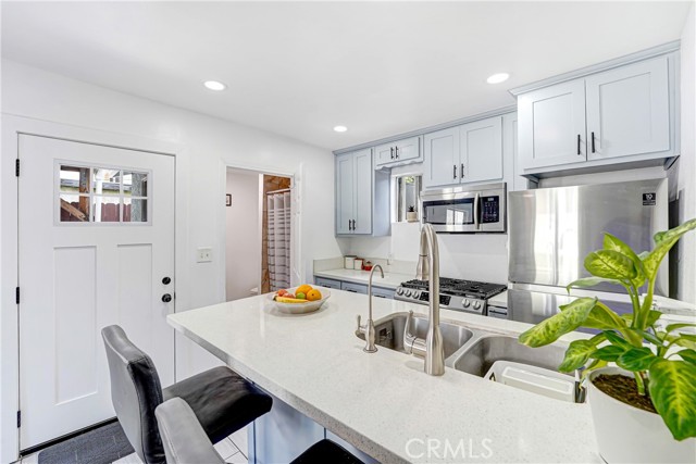 Detail Gallery Image 26 of 33 For 810 E 87th, Los Angeles,  CA 90002 - 4 Beds | 2 Baths