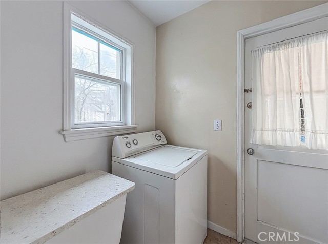 Detail Gallery Image 15 of 39 For 6223 Klump, North Hollywood,  CA 91606 - 2 Beds | 1 Baths