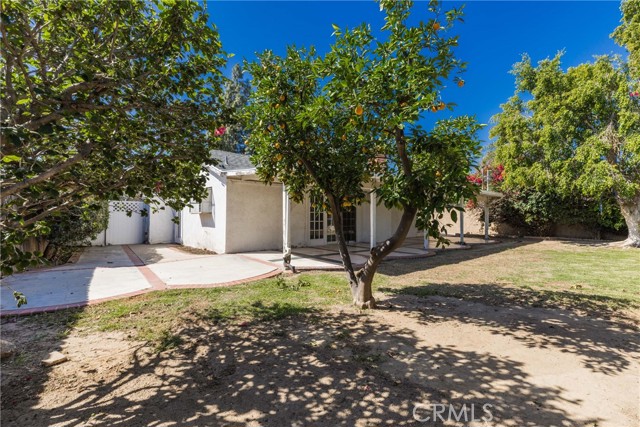 Detail Gallery Image 38 of 48 For 17149 Donmetz, Granada Hills,  CA 91344 - 4 Beds | 2 Baths