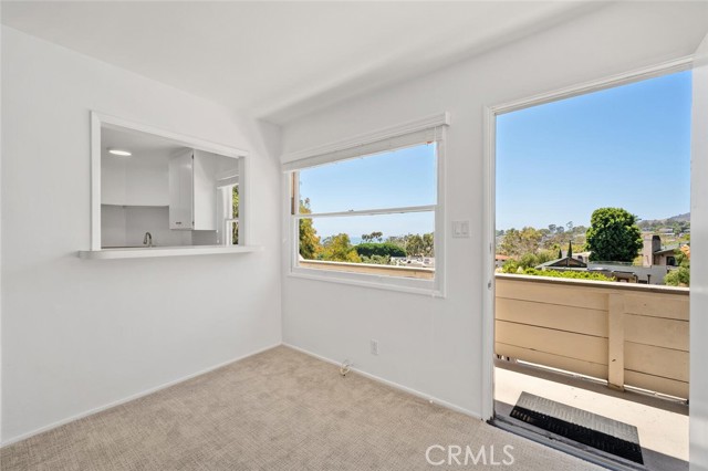 Detail Gallery Image 5 of 24 For 350 Y Pl #D,  Laguna Beach,  CA 92651 - 1 Beds | 1 Baths