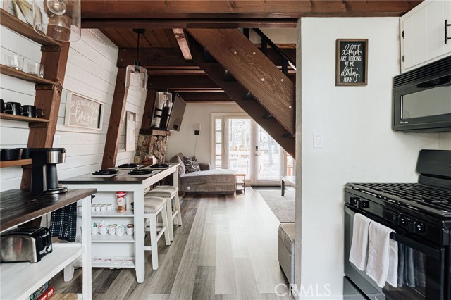 Detail Gallery Image 12 of 32 For 396 Kern Ave, Sugarloaf,  CA 92386 - 2 Beds | 1 Baths